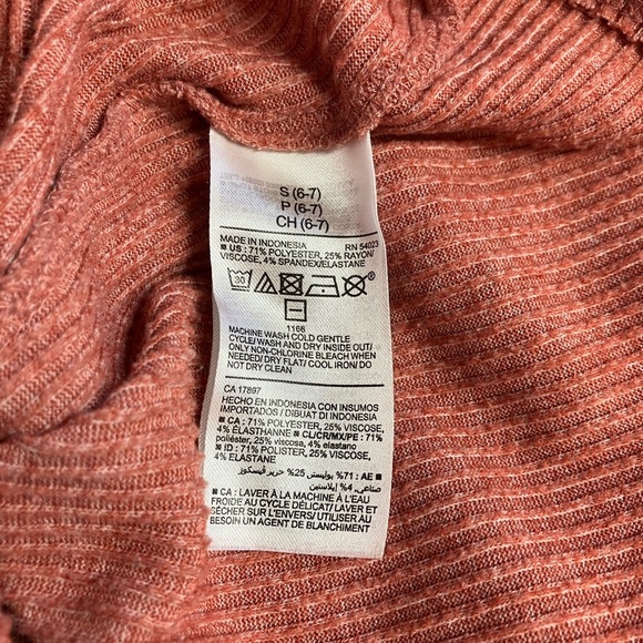 Old Navy Cream Cardigan and Sweater and Red Sweater Dress Cozy Knit Collection - Picture 10 of 16